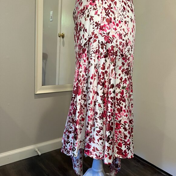 Taylor Floral Asymmetrical Sleeveless midi dress, Size 6 - Picture 8 of 16